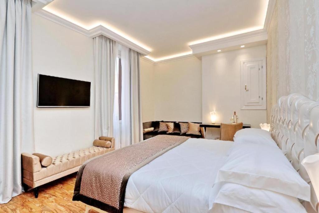Bq House Fori Imperiali Luxury Rooms Roma Exterior foto